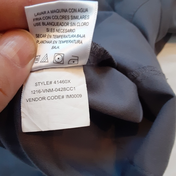 GREY'S ANANTOMY #41460 VNECK SCRUB TOP in MOONSTRUCK/LT GREY WOMENS SIZE 5XL. - Picture 3 of 8